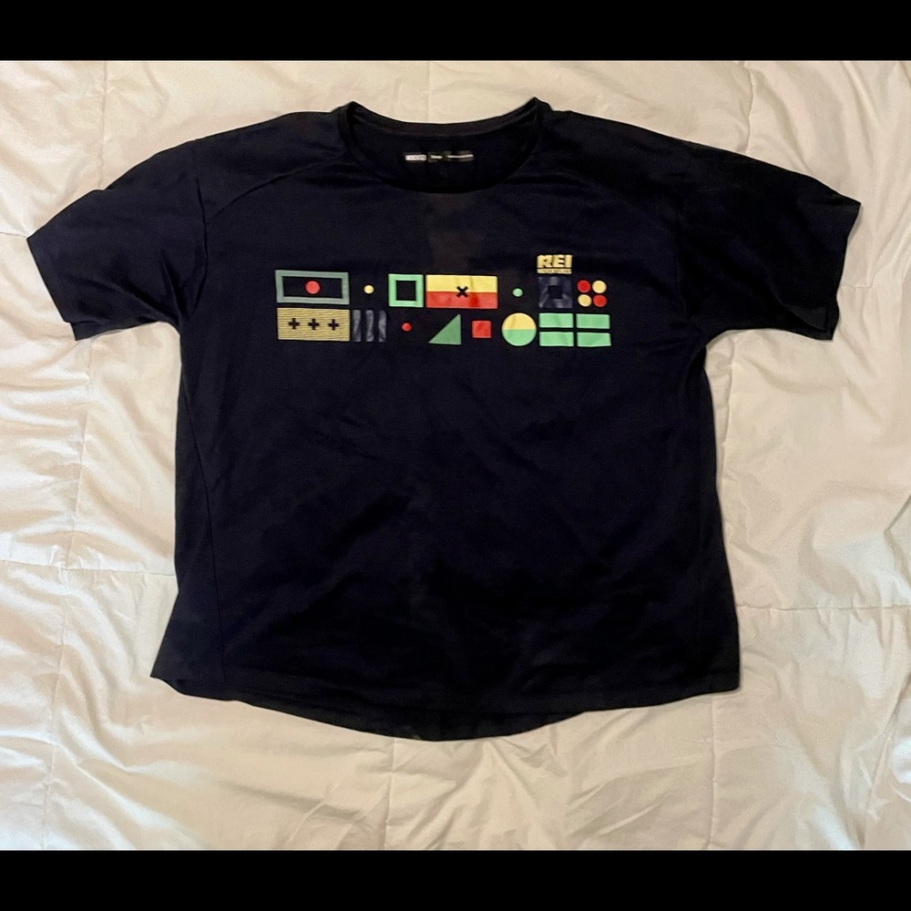 Women’s XL Vintage REI Shirt